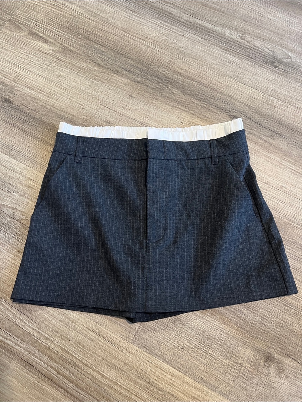 Zara Dark Gray Pinstripe Skort with White Waistband
